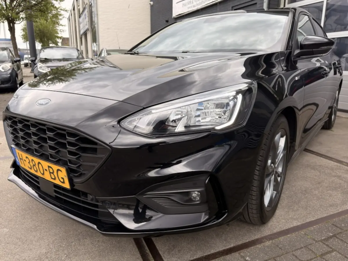 1.5 EcoB. ST-Line Automaat Carplay DAB+ Inruil mogelijk