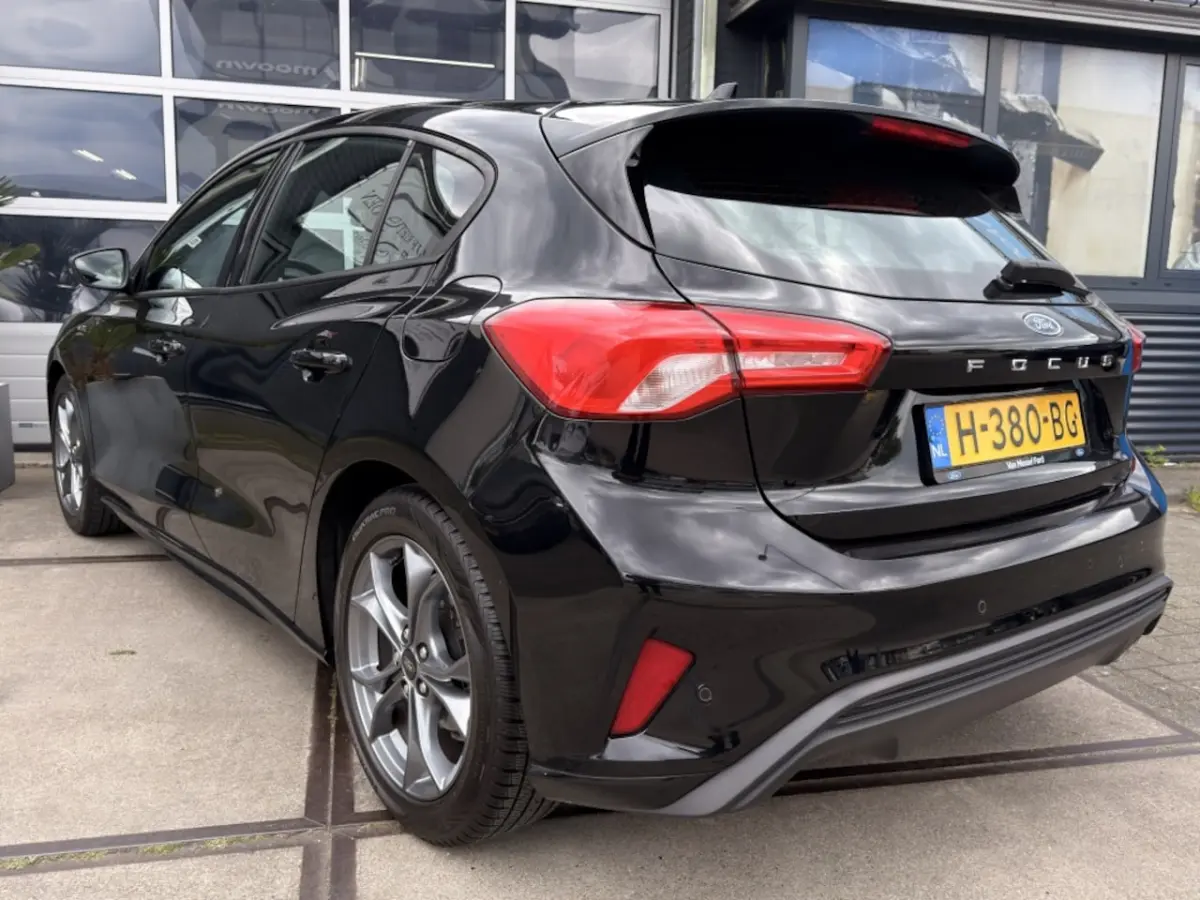 1.5 EcoB. ST-Line Automaat Carplay DAB+ Inruil mogelijk
