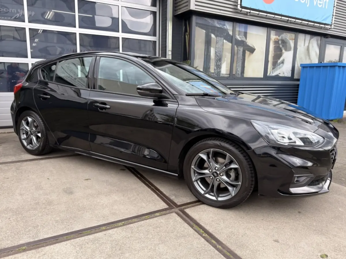1.5 EcoB. ST-Line Automaat Carplay DAB+ Inruil mogelijk