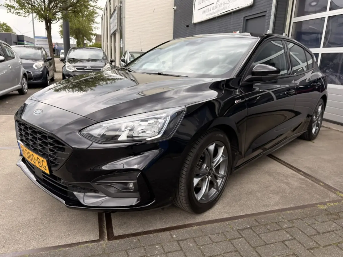 1.5 EcoB. ST-Line Automaat Carplay DAB+ Inruil mogelijk