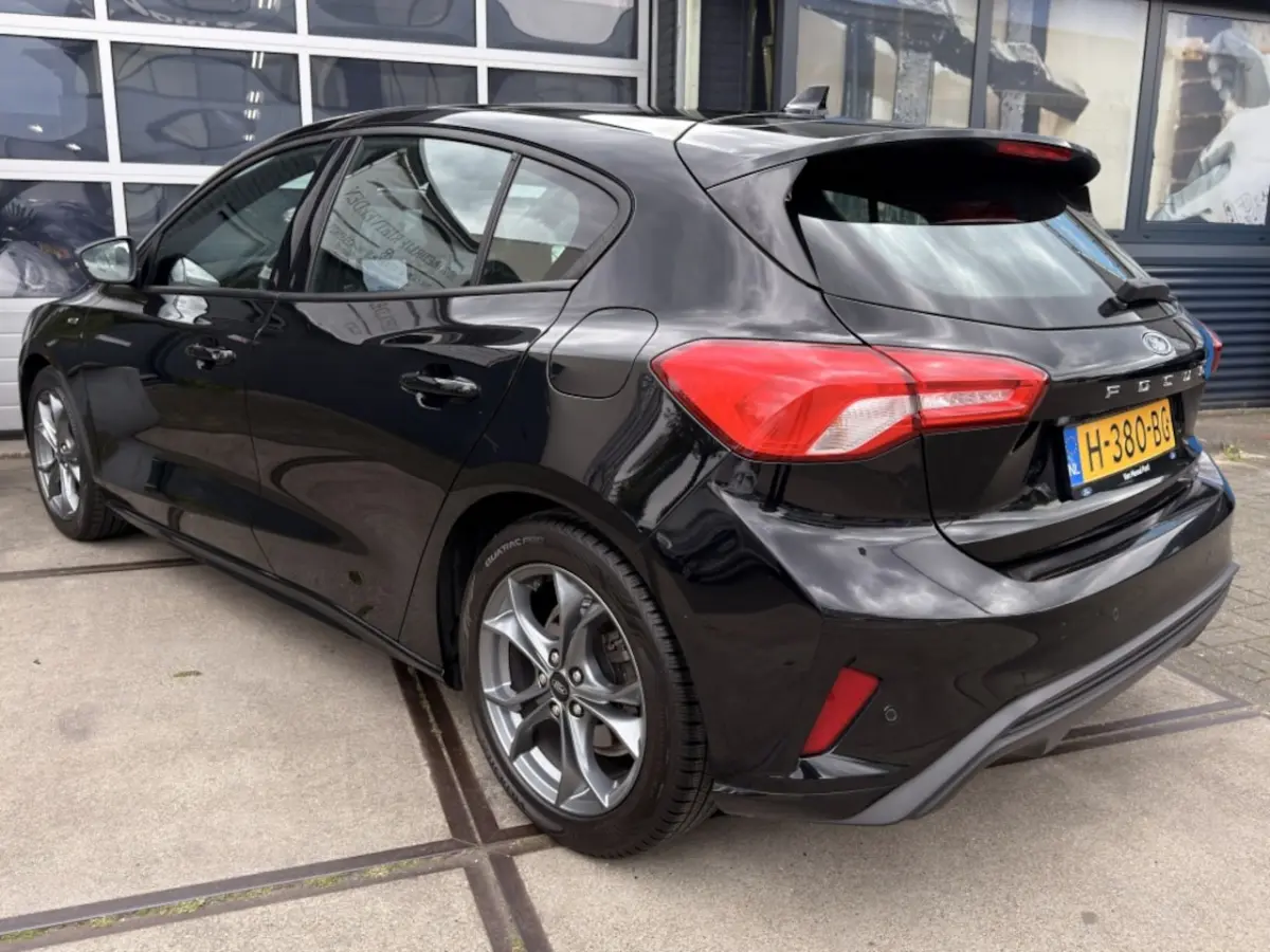 1.5 EcoB. ST-Line Automaat Carplay DAB+ Inruil mogelijk