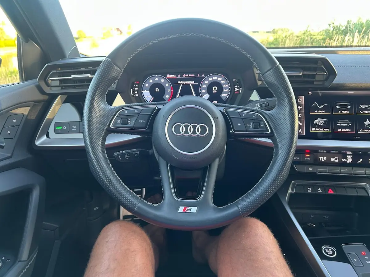 30 TFSI S-Line edition | Apple Carplay | Lane Assist | Parkeersensoren