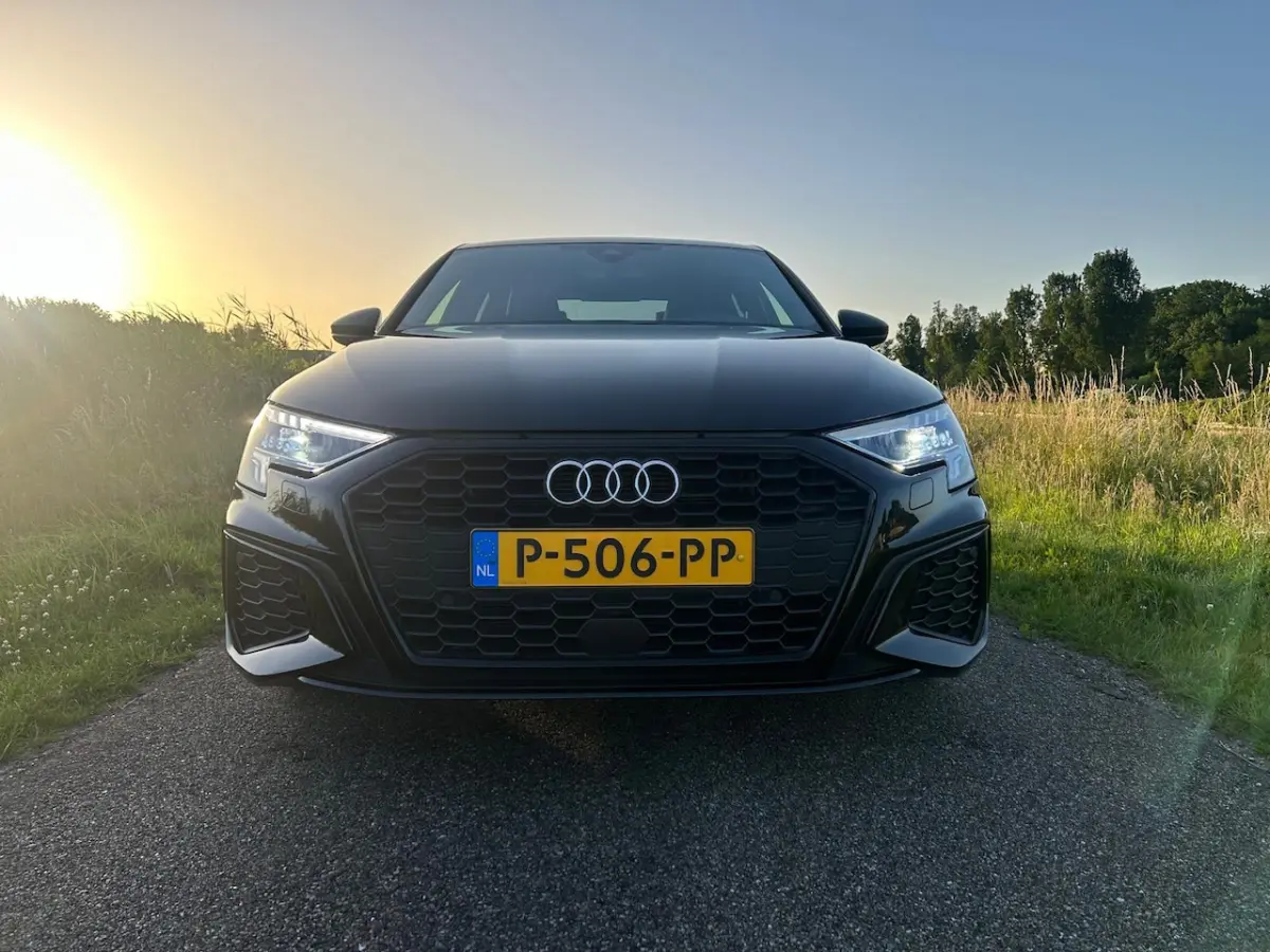 30 TFSI S-Line edition | Apple Carplay | Lane Assist | Parkeersensoren