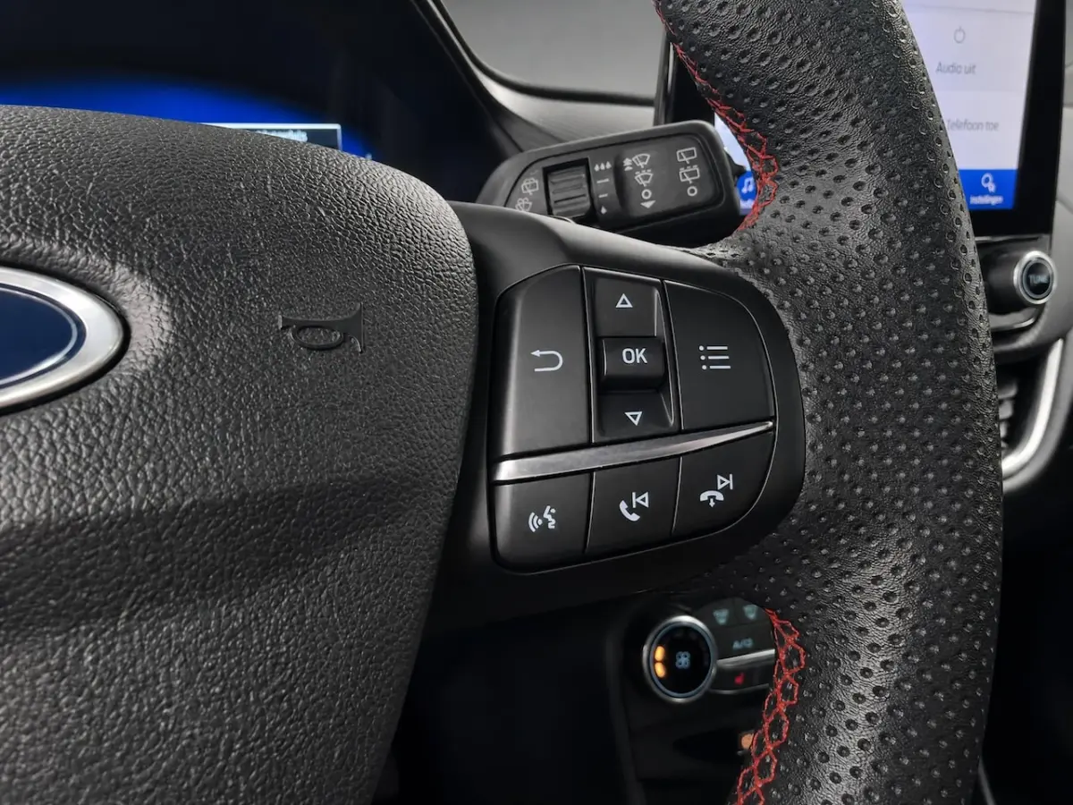 1.0 EcoBoost Hybrid ST-Line X |NAP|
