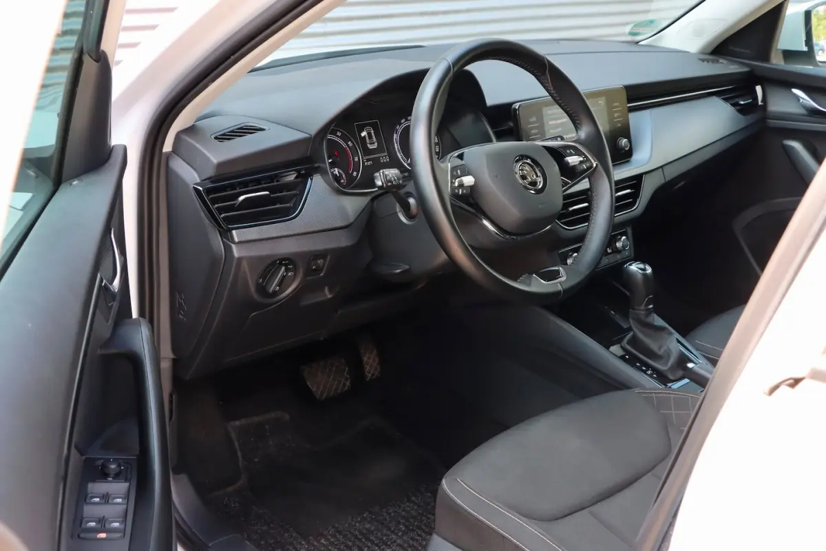 1.0 TSI Ambition | 1E EIGENAAR | CARPLAY | STOELVERWARMING | CAMERA