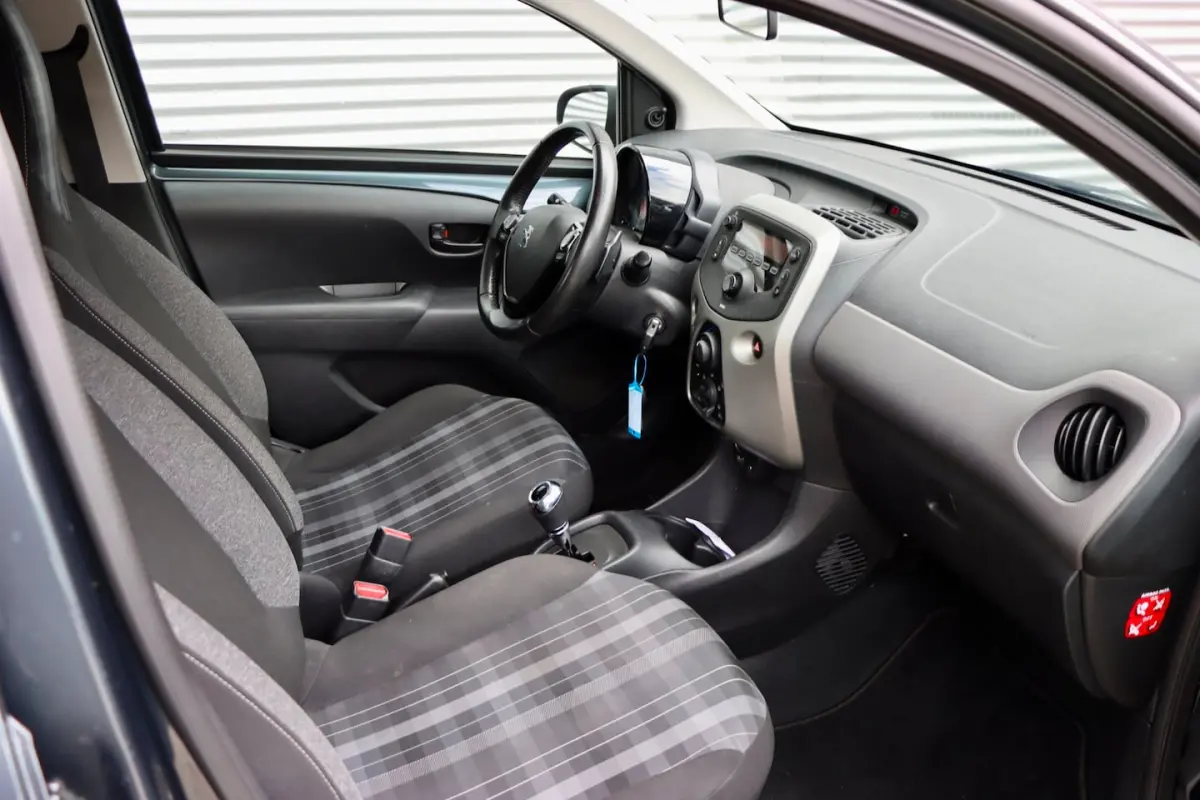 1.0 e-VTi Active | NAP | AUTOMAAT | AIRCO