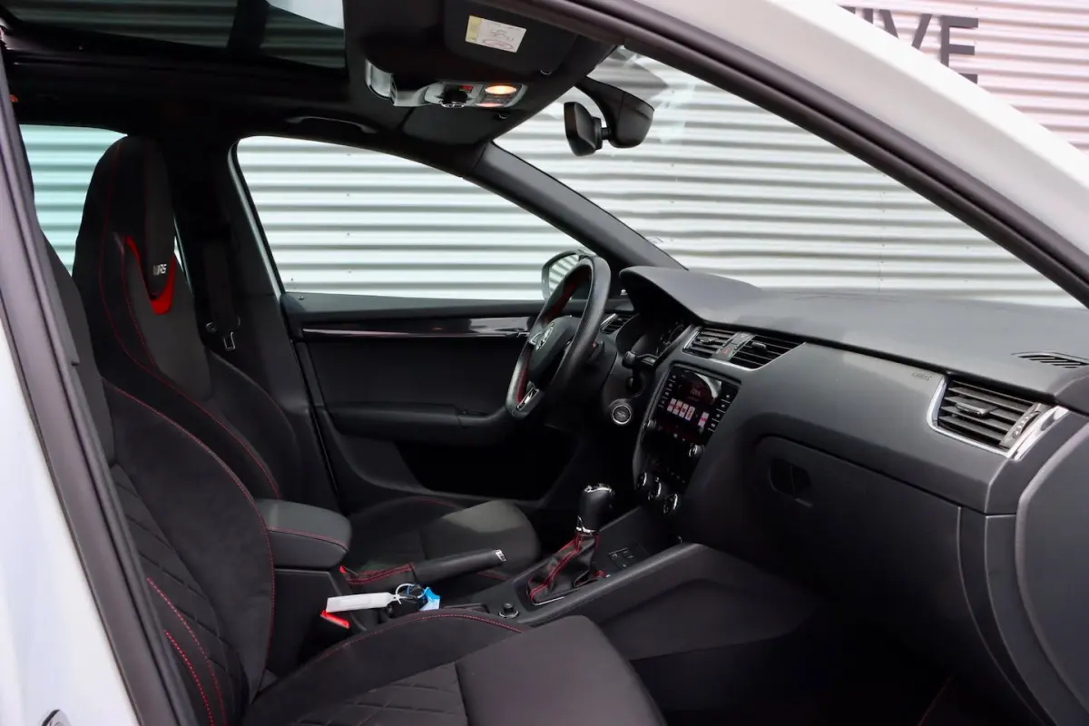 2.0 TSI RS | CANTON | PANORAMA | LED | CARPLAY