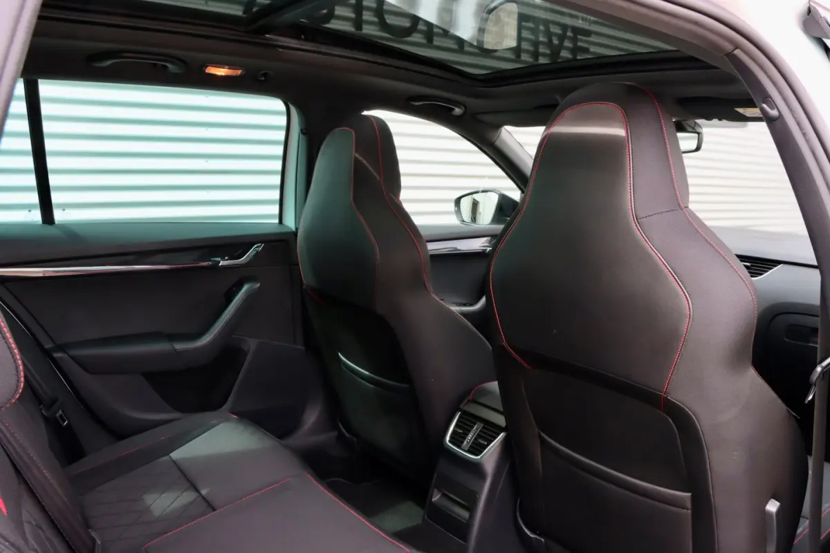 2.0 TSI RS | CANTON | PANORAMA | LED | CARPLAY