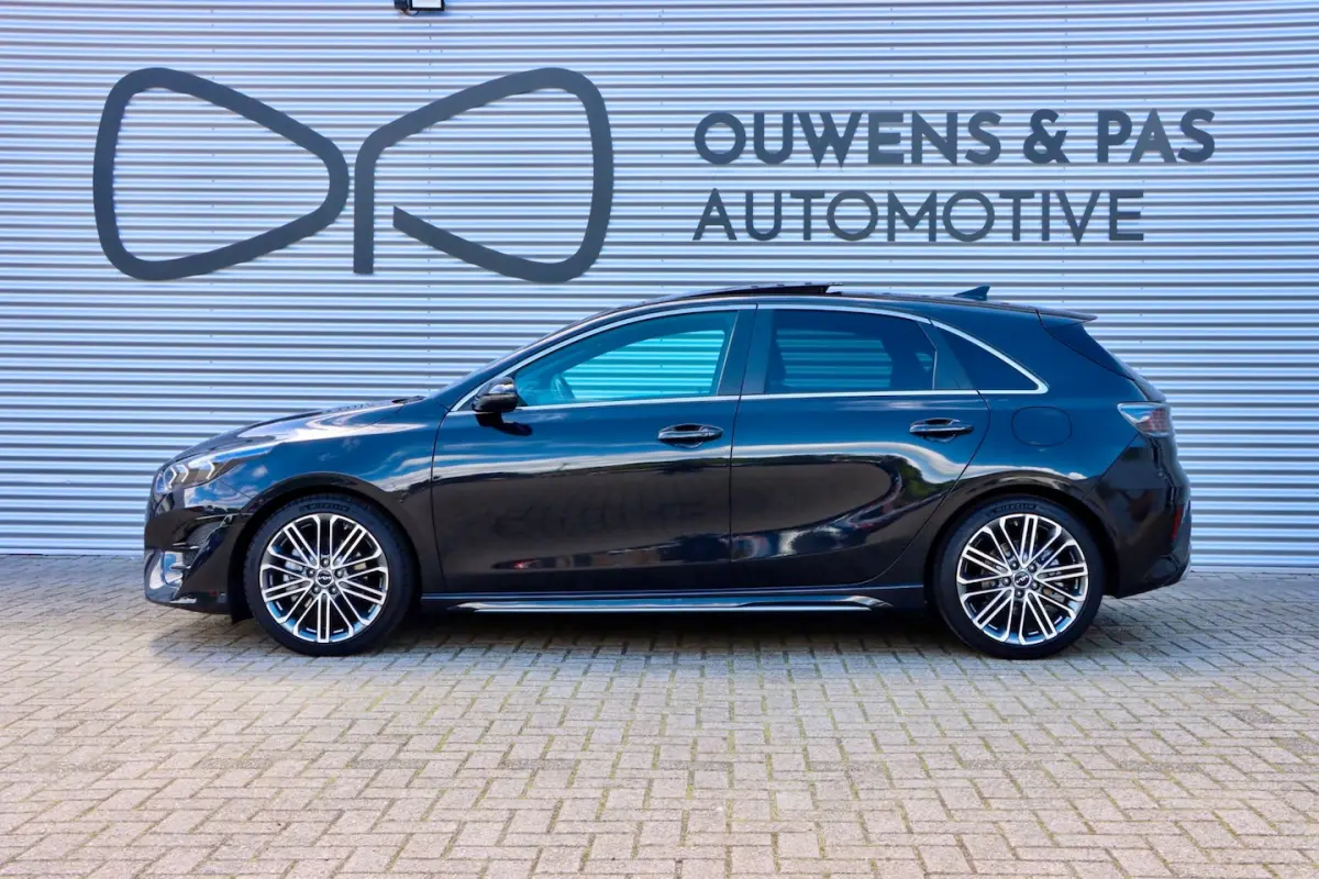 Ceed 1.5 T-GDi GT-Line | PANORAMA | DEALEROH | CARPLAY | STUURWIELVERW