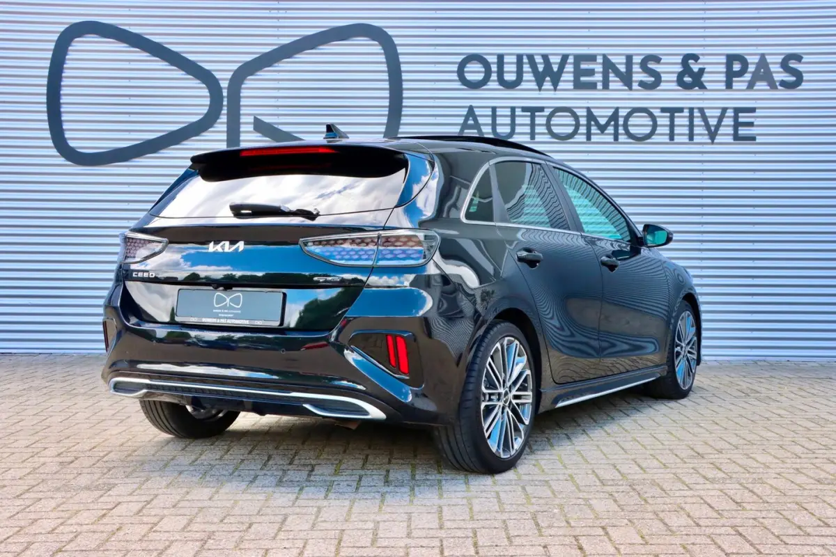 Ceed 1.5 T-GDi GT-Line | PANORAMA | DEALEROH | CARPLAY | STUURWIELVERW