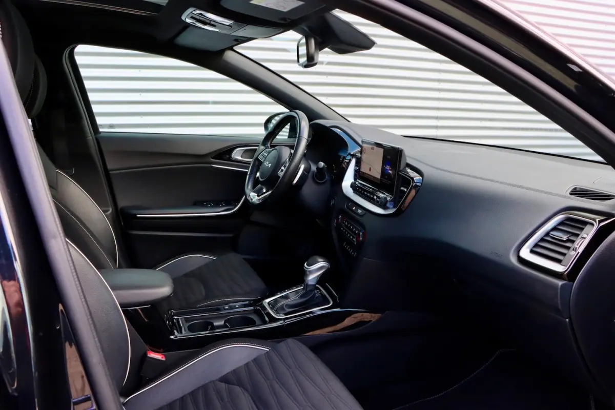Ceed 1.5 T-GDi GT-Line | PANORAMA | DEALEROH | CARPLAY | STUURWIELVERW