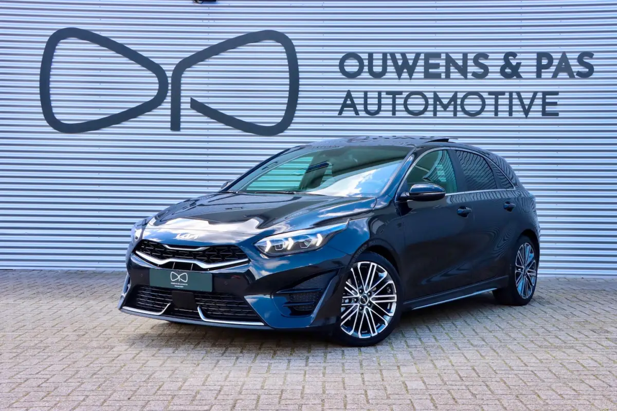 Ceed 1.5 T-GDi GT-Line | PANORAMA | DEALEROH | CARPLAY | STUURWIELVERW