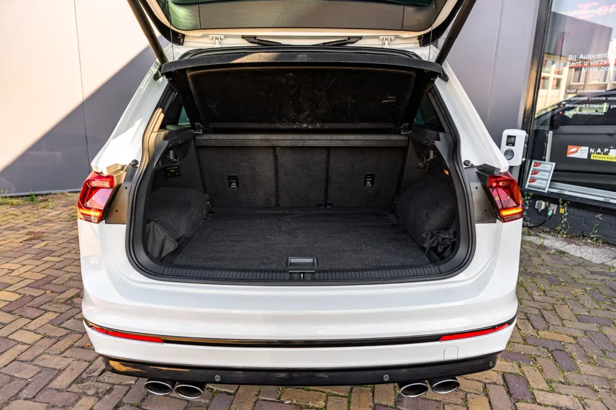 1.4 TSI ACT R-Line|Pano|Trekhaak|Leer