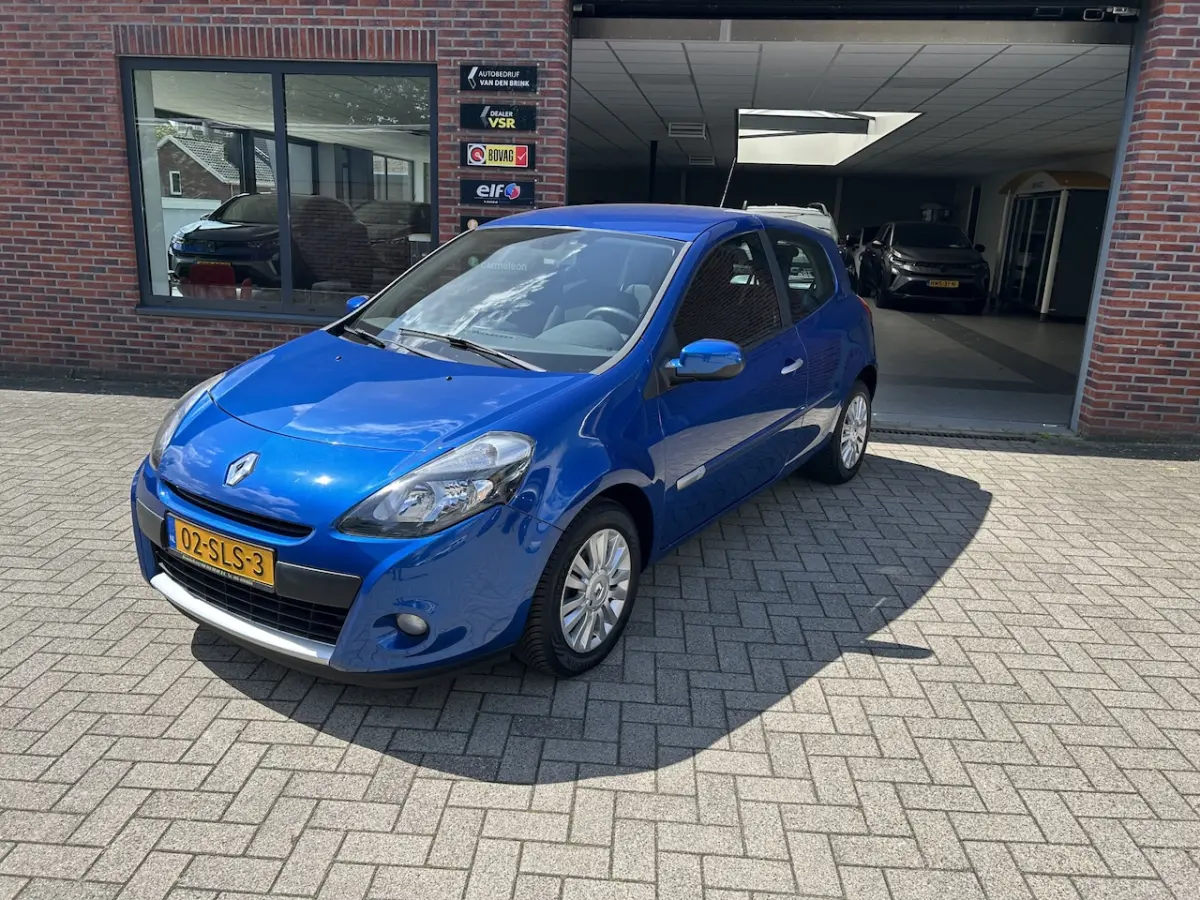 Renault Clio 2011 Benzine Handgeschakeld leasen