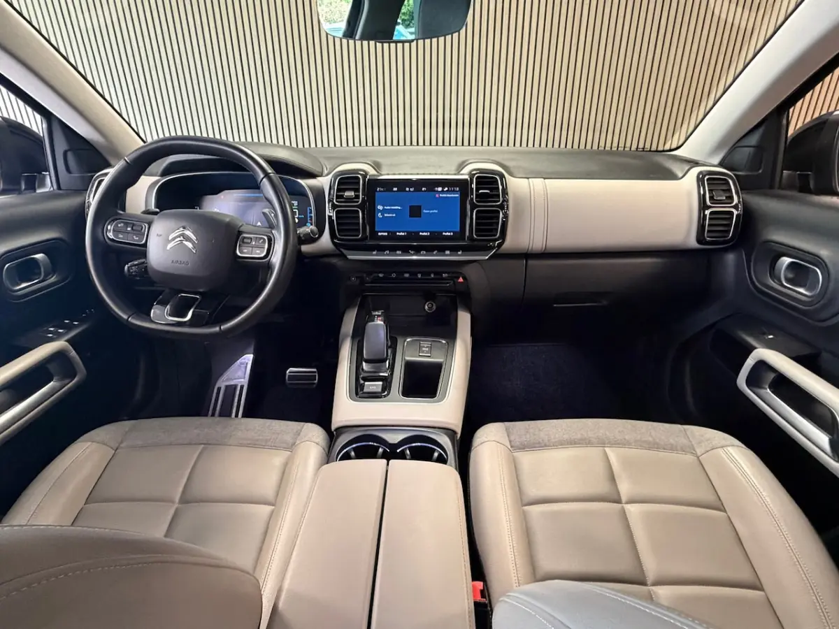 1.6 PureTech feel HYBRID PLUG-IN PHEV AIRCO CAMERA PDC APPLE CARPLAY TREKHAAK CRUISE