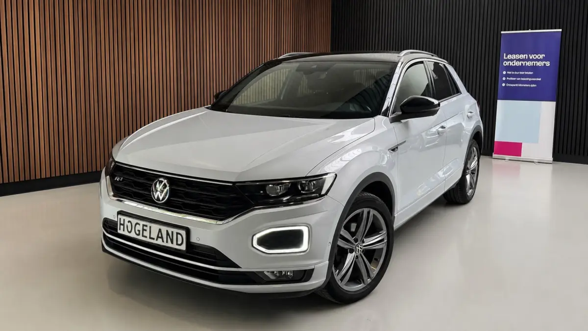 1.5 TSI 3 X R-line Camera Virtual Trekhaak, carplay AUTOMAAT ACC