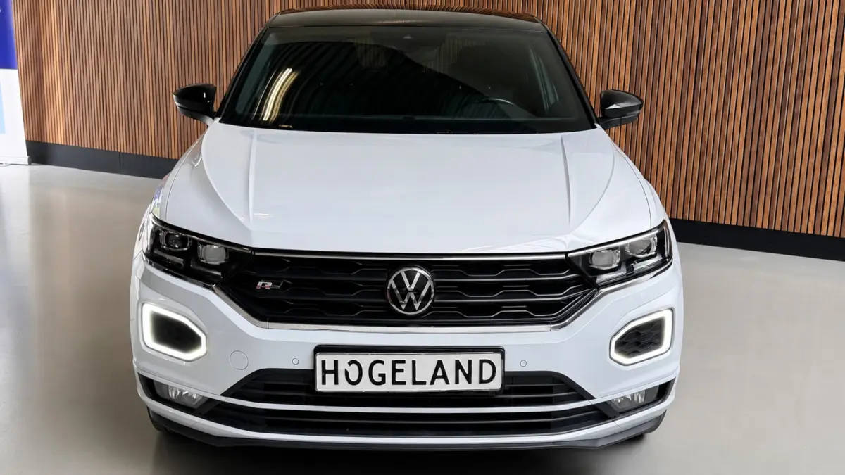 1.5 TSI 3 X R-line Camera Virtual Trekhaak, carplay AUTOMAAT ACC