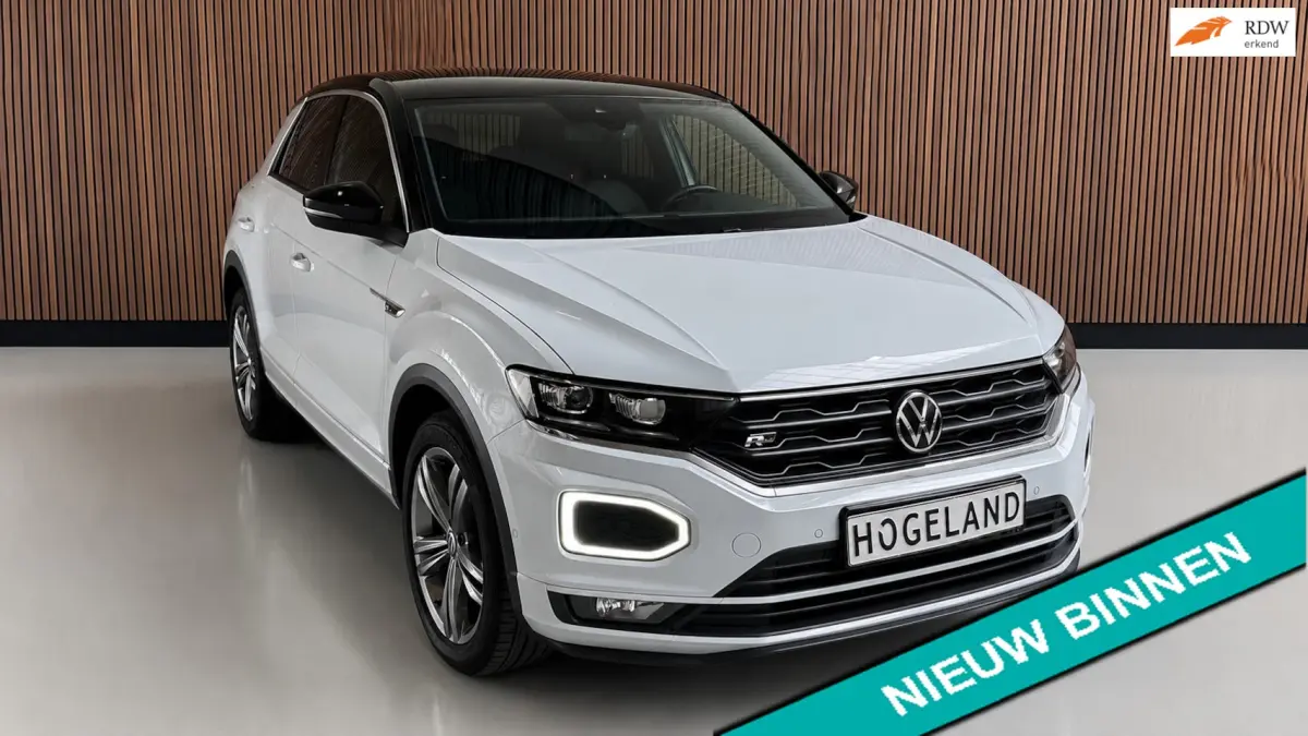 1.5 TSI 3 X R-line Camera Virtual Trekhaak, carplay AUTOMAAT ACC