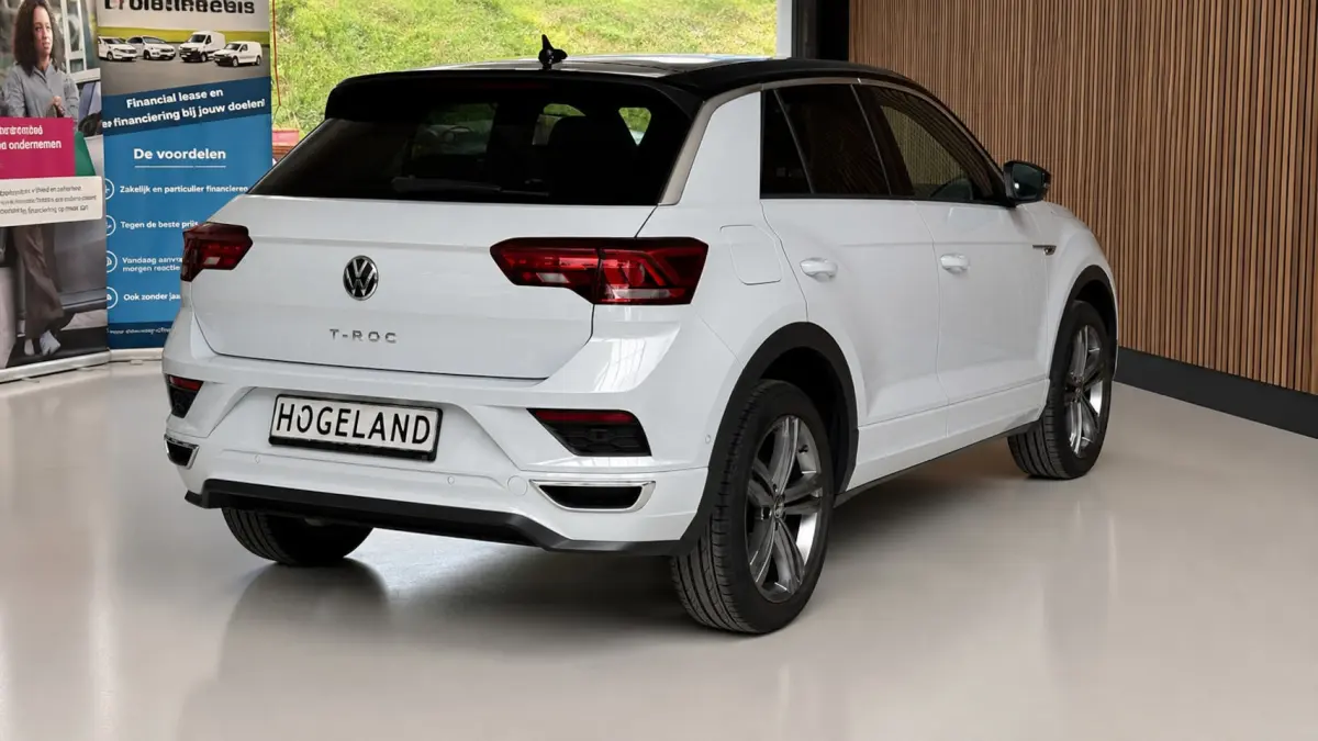 1.5 TSI 3 X R-line Camera Virtual Trekhaak, carplay AUTOMAAT ACC