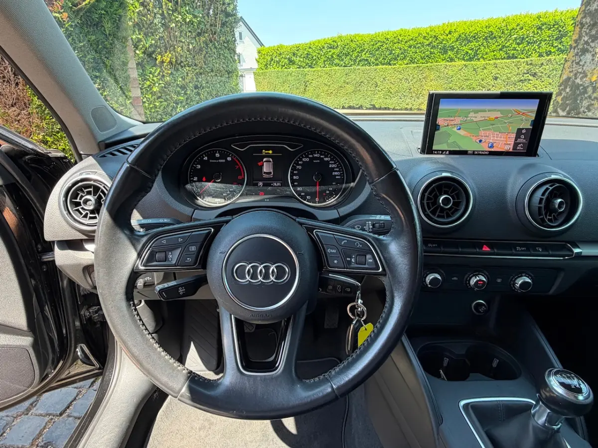 1.4 TFSI CoD Pro Line Navi Led