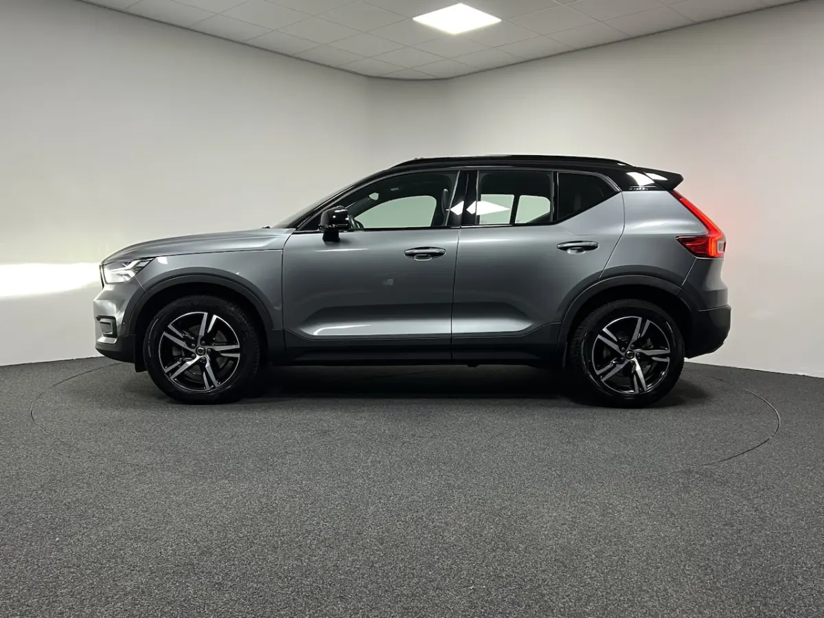2.0 T4 R-Design | PANO | 360 CAMERA | NAVI | KEYLESS |