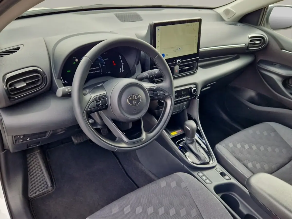 1.5Hybrid 115 Dynamic NL Auto - Stuur-Stoelverwarming - Dodehoek