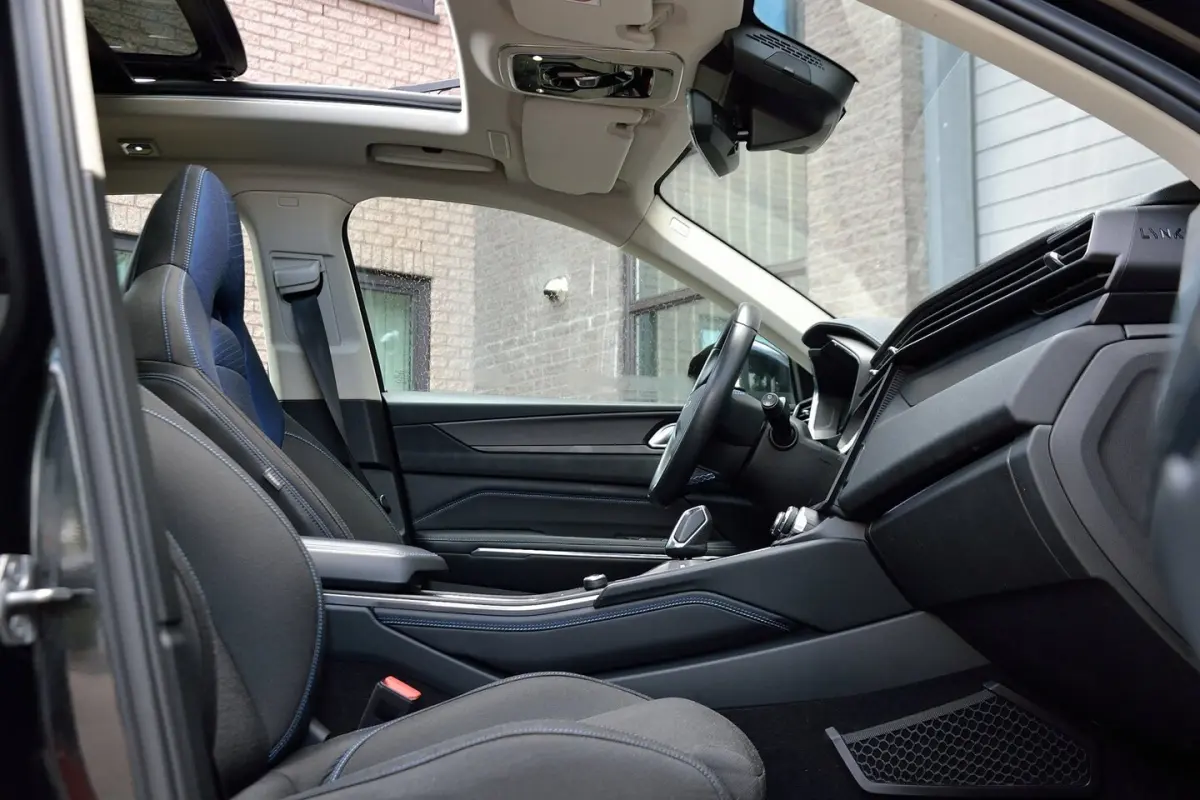 1.5 Plug-in Hybrid | Full Black | Trekhaak | Panoramadak | ACC