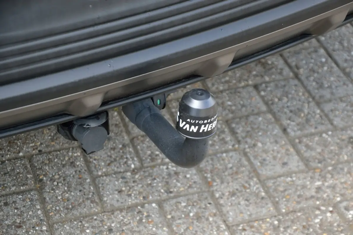 1.5 Plug-in Hybrid | Full Black | Trekhaak | Panoramadak | ACC
