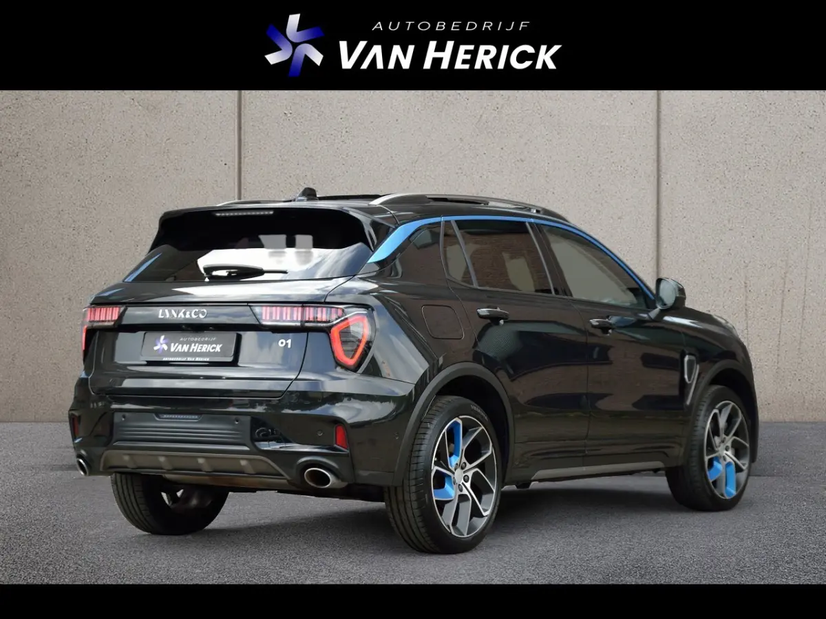 1.5 Plug-in Hybrid | Panoramadak | 360 Camera | Carplay