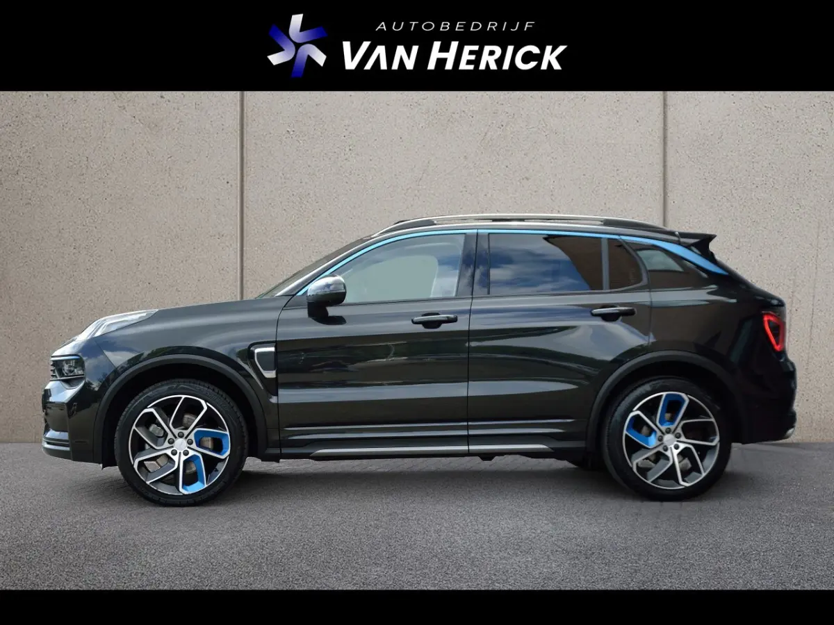 1.5 Plug-in Hybrid | Panoramadak | 360 Camera | Carplay