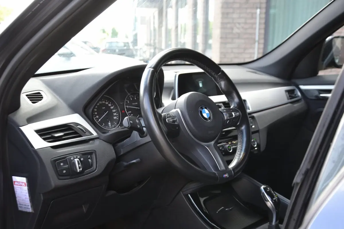 SDrive18i High Executive Automaat | M-Sport | Alcantara | LED | Navigatie
