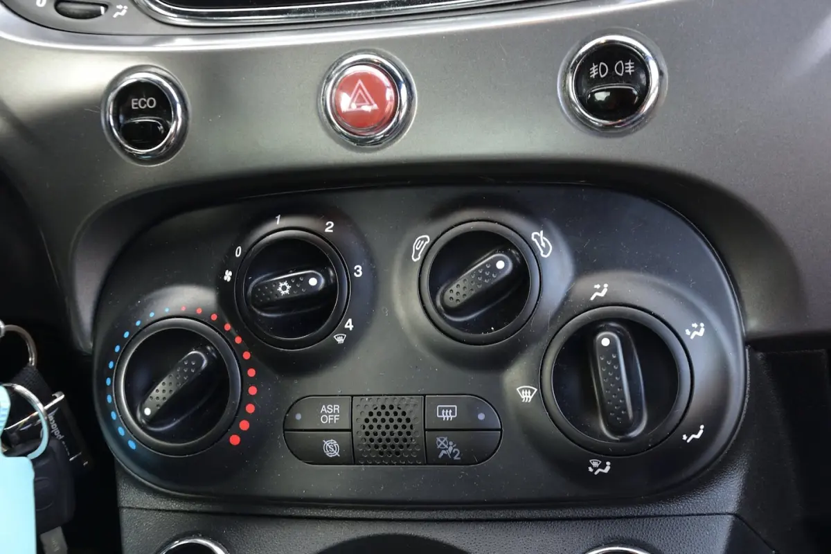 0.9 TwinAir Turbo Sport | Navigatie | Airco | Half Leder
