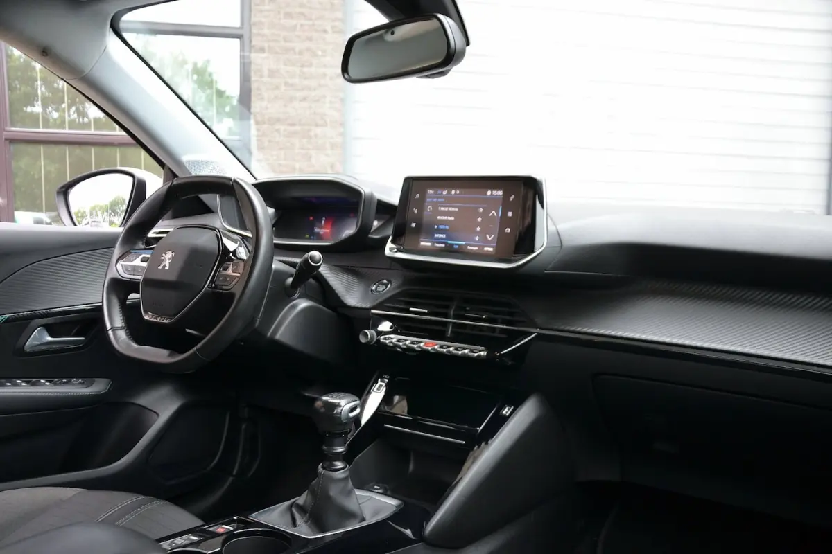 1.2 PureTech Allure Pack 101PK | Achteruitrijcamera | Virtual Cockpit | Carplay