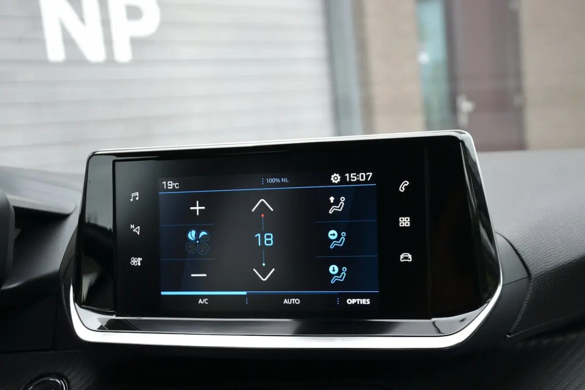 1.2 PureTech Allure Pack 101PK | Achteruitrijcamera | Virtual Cockpit | Carplay