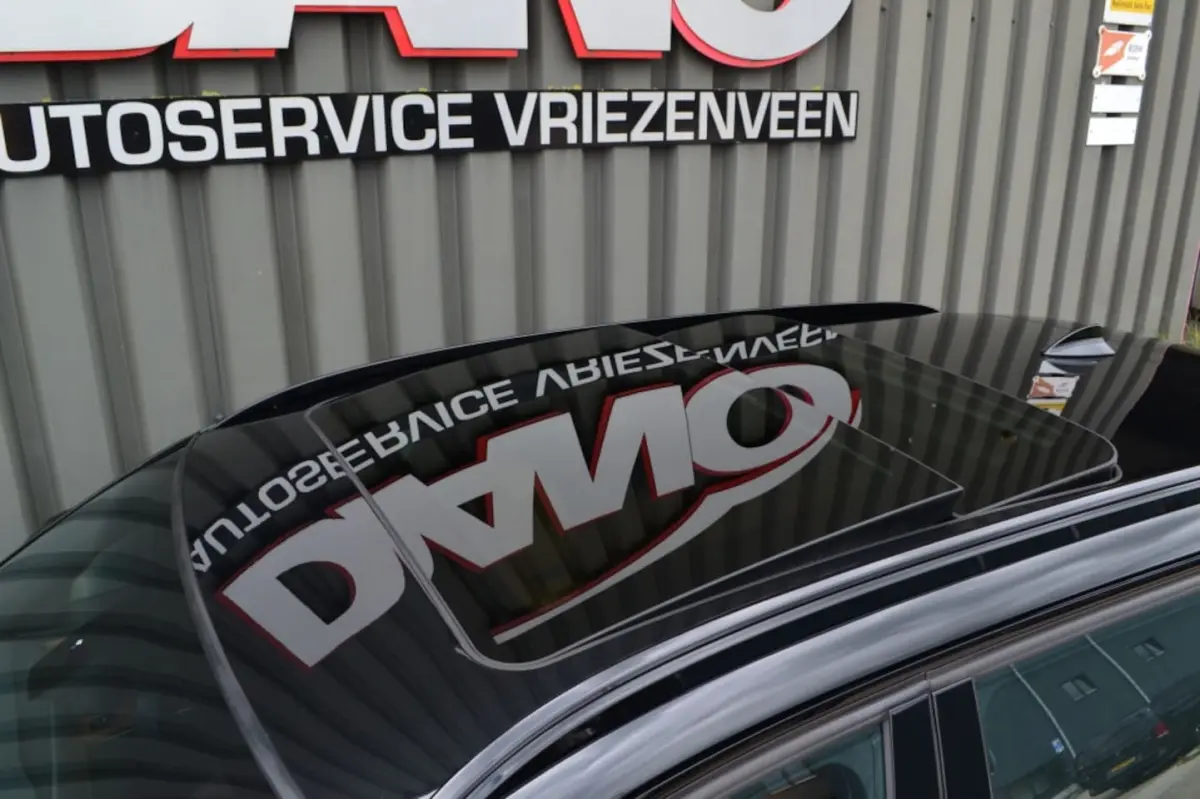 335i High Executive Pano/Leer/H&K/Keyless