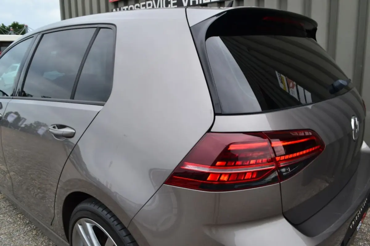 1.2 TSI DSG R-Line Lounge LED/Navi/18''inch
