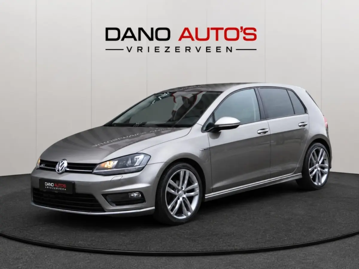 1.2 TSI DSG R-Line Lounge LED/Navi/18''inch
