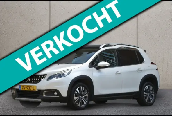 1.2 PureTech Allure Automaat | Panoramadak | Achteruitrijcamera | DAB