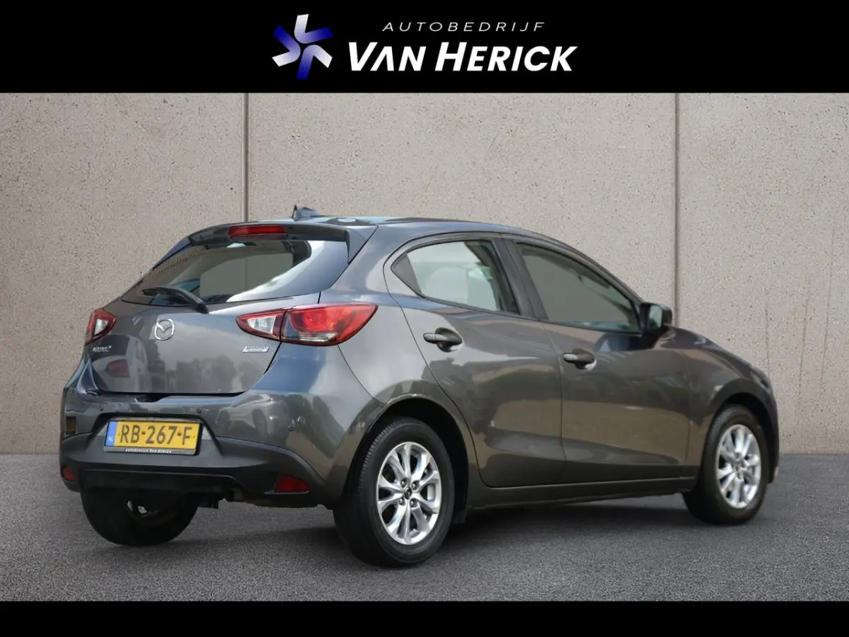 2 1.5 Skyactiv-G Dynamic 90PK | Navigatie | Cruise Control | Parkeersensoren