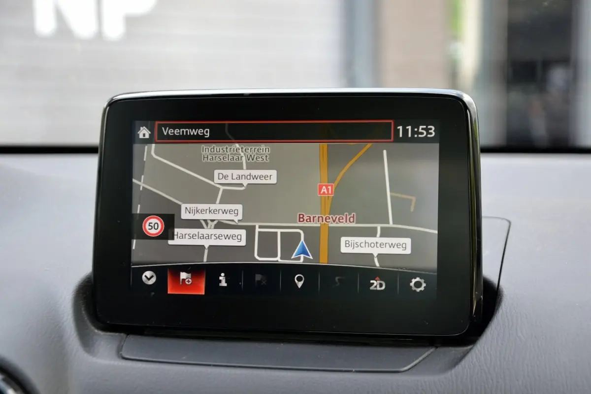 2 1.5 Skyactiv-G Dynamic 90PK | Navigatie | Cruise Control | Parkeersensoren