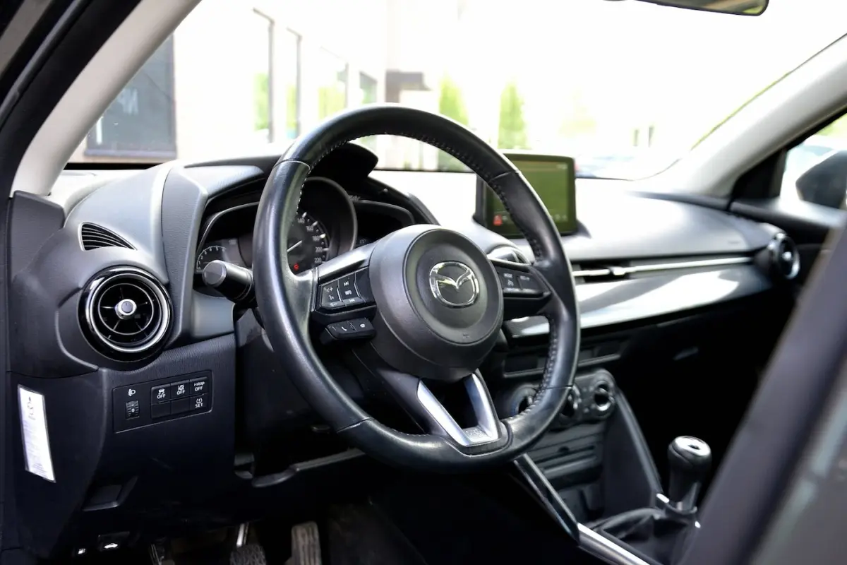 2 1.5 Skyactiv-G Dynamic 90PK | Navigatie | Cruise Control | Parkeersensoren