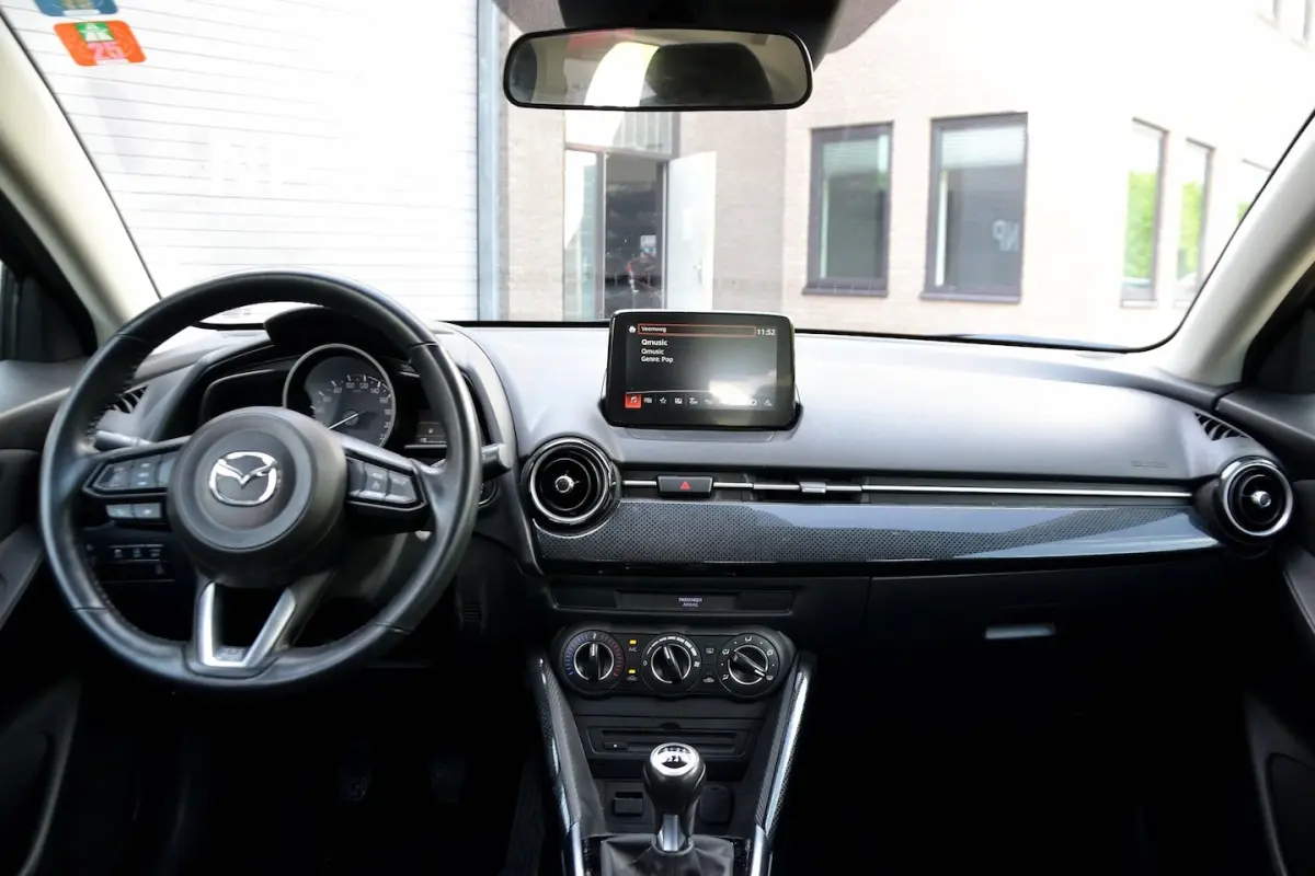 2 1.5 Skyactiv-G Dynamic 90PK | Navigatie | Cruise Control | Parkeersensoren