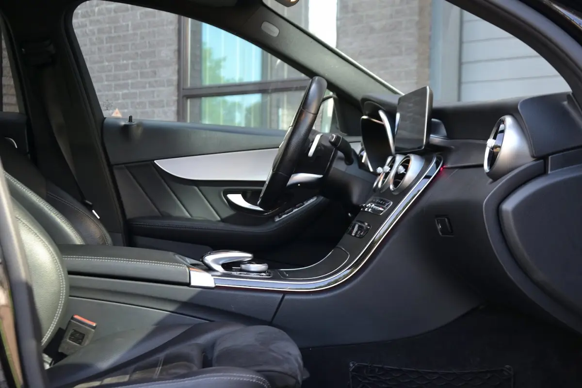 180 Business Solution AMG Automaat | Burmester | Sfeerverlichting | Carplay