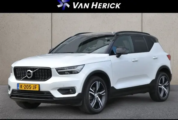 1.5 T2 R-Design | Navigatie | Achteruitrijcamera | ACC | BLIS