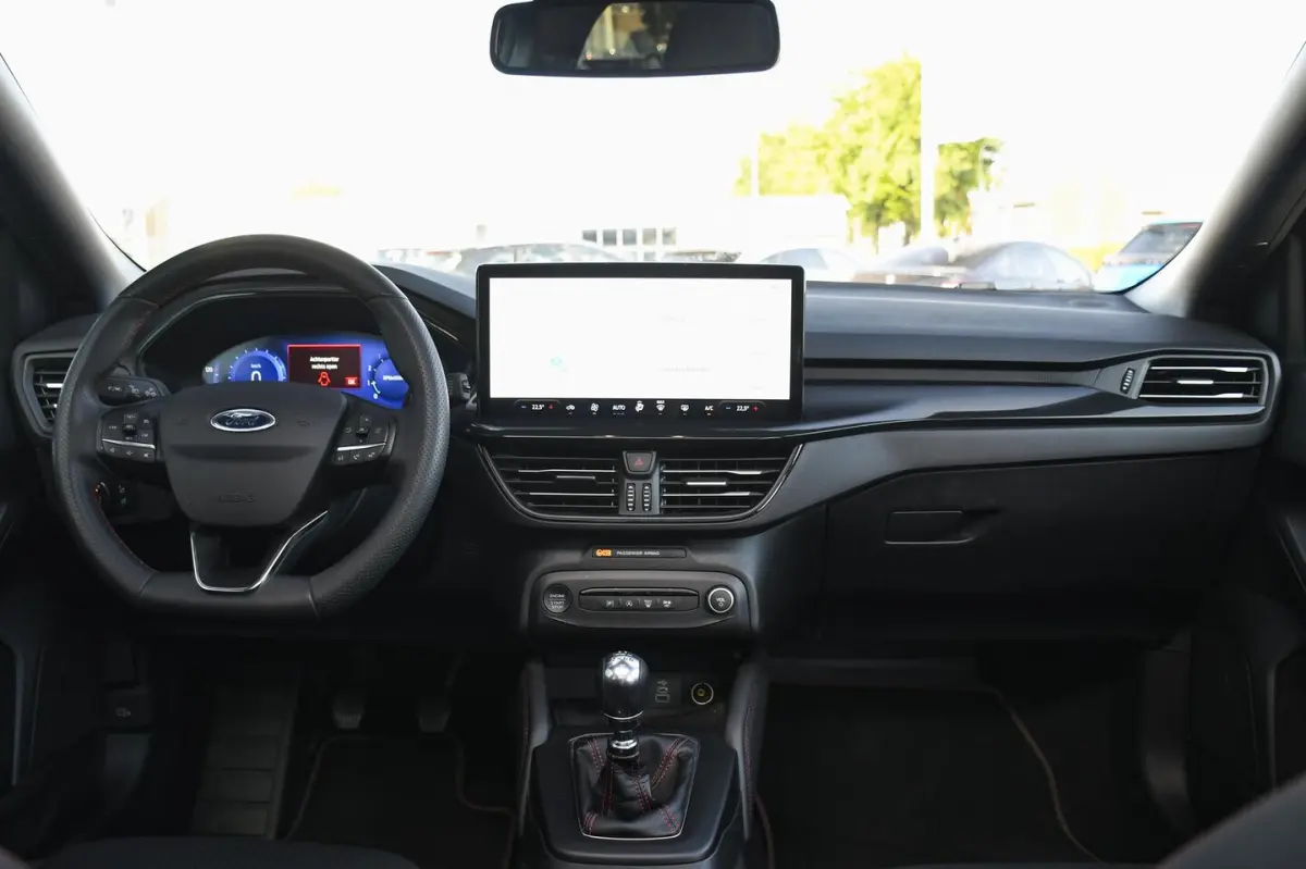 1.0 EcoBoost Hybrid ST Line 155 PK/ APPLE CARPLAY