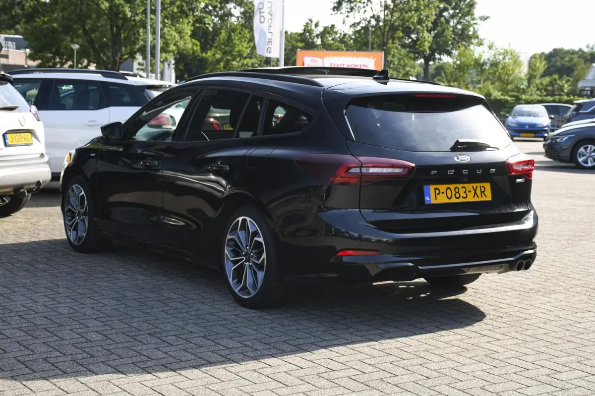 1.0 EcoBoost Hybrid ST Line 155 PK/ APPLE CARPLAY