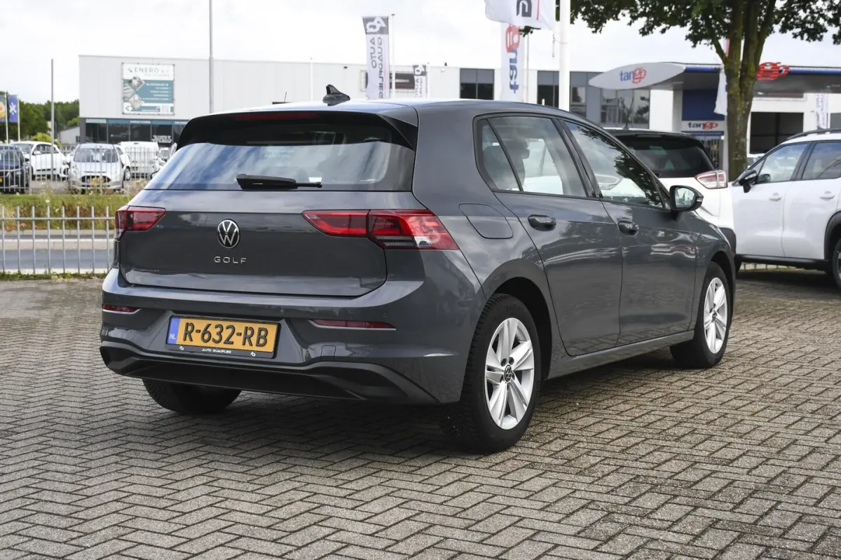 1.0 TSI Life 1 EIGENAAR/ APPLE CARPLAY/ NAVIGATIE