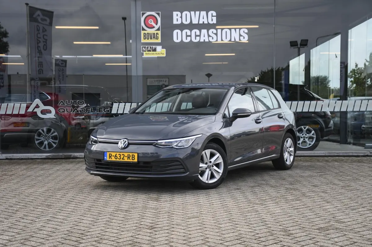 1.0 TSI Life 1 EIGENAAR/ APPLE CARPLAY/ NAVIGATIE
