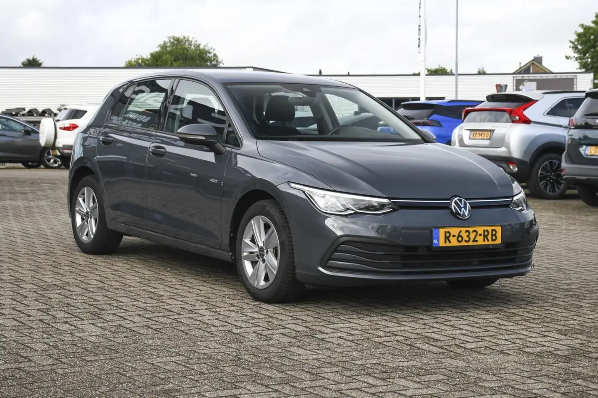 1.0 TSI Life 1 EIGENAAR/ APPLE CARPLAY/ NAVIGATIE