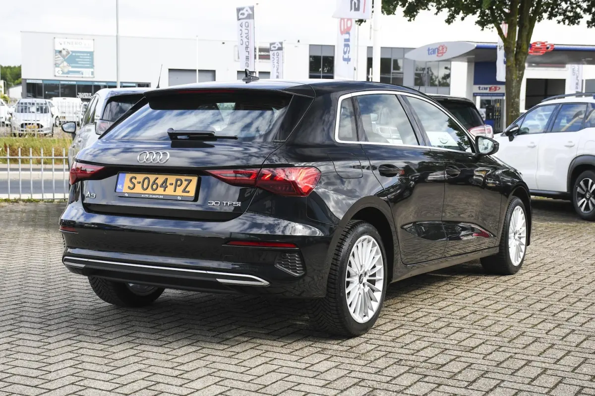 30 TFSI Advanced edition APPLE CARPLAY/ NAVIGATIE